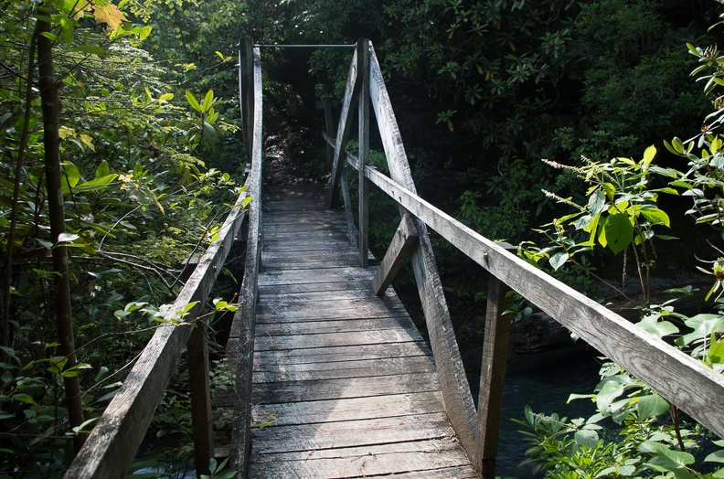 Pounder Creek bridge07.jpg